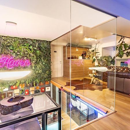 Luxe & Central Haven - Jacuzzi, Sauna, Steam, Private Parking Комо Екстериор снимка
