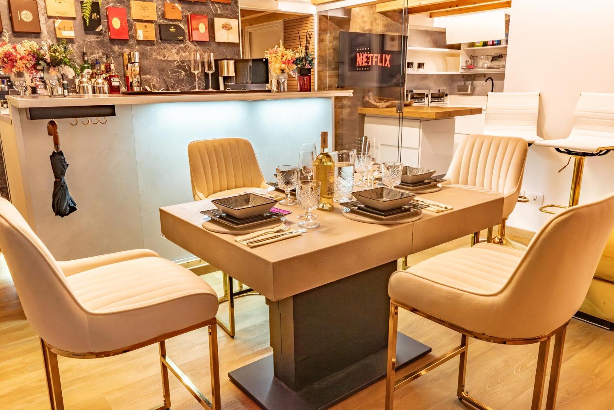 Luxe & Central Haven - Jacuzzi, Sauna, Steam, Private Parking Комо Екстериор снимка